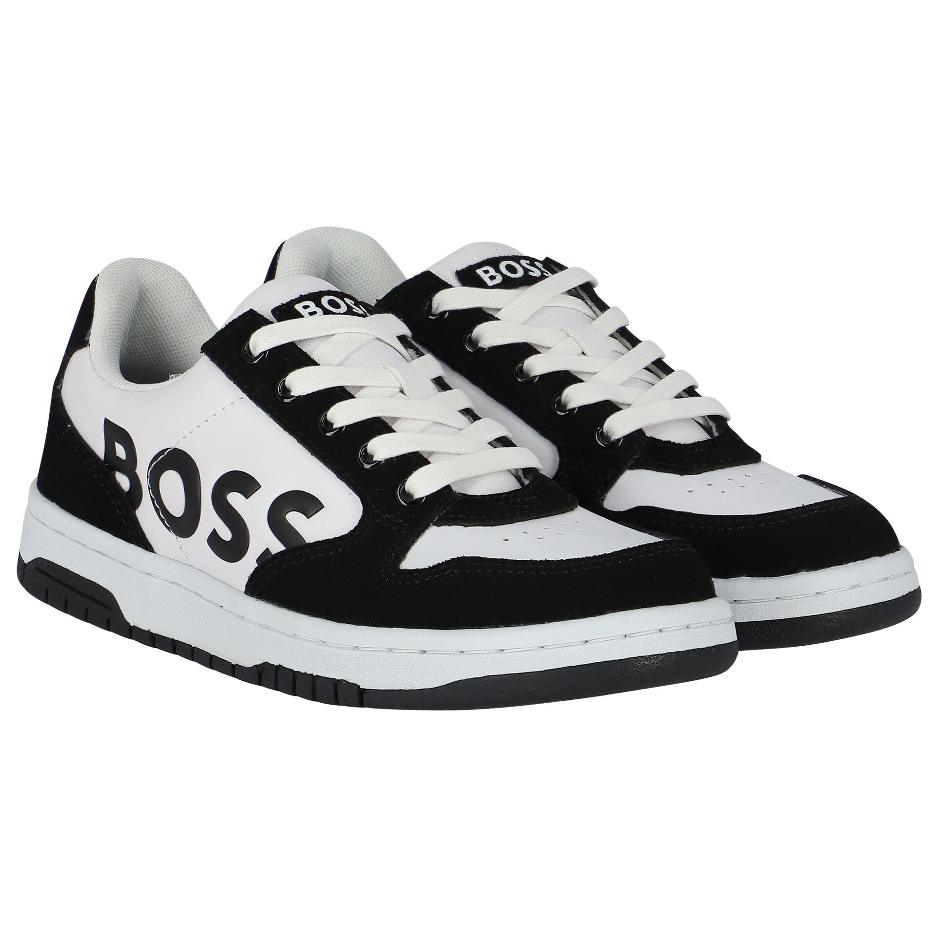 Boys boss trainers outlet