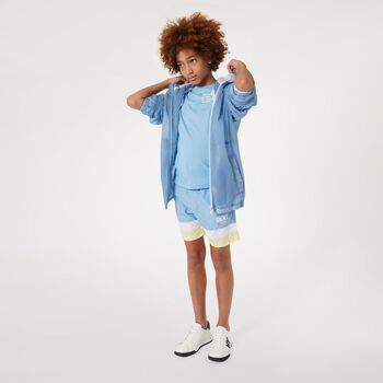 شورت سباحة أولاد بالشعار باللون الأزرق والأصفر