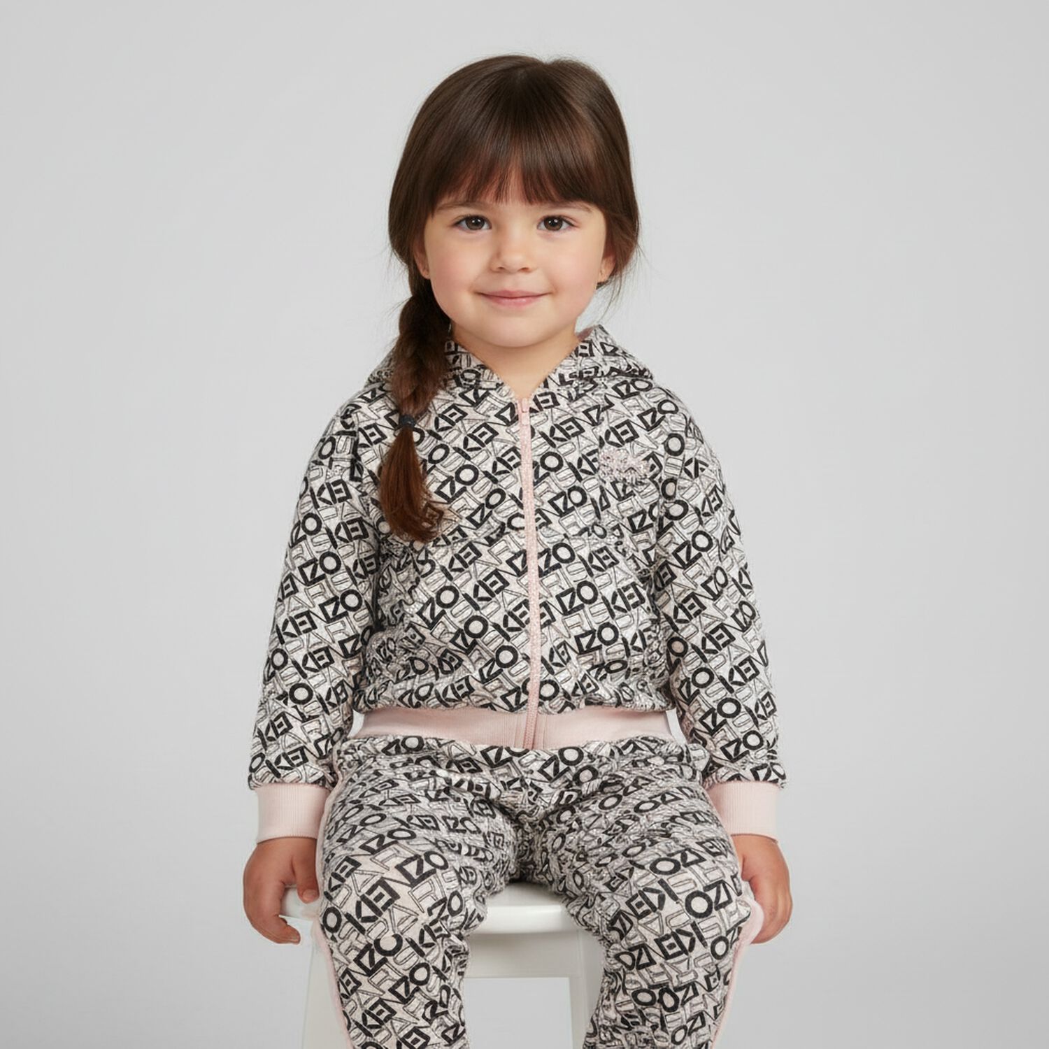 بدلة رياضية للبنات باللونين الوردي والأسود, 1, hi-res