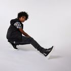 تيشيرت أولاد بالشعار باللون  الابيض و الأسود, 1, hi-res