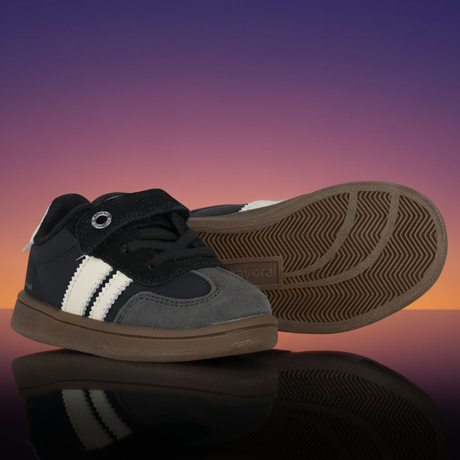 Younger Boys Black & White Trainers, 2, hi-res