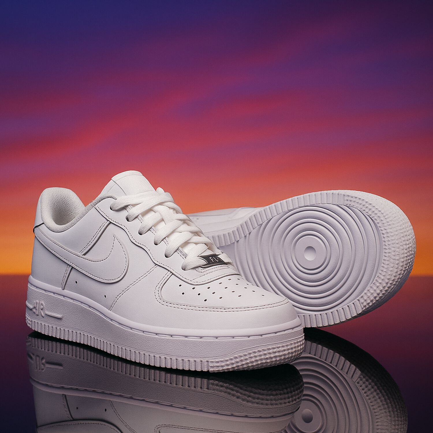 White Air Force 1 Trainers, 2, hi-res