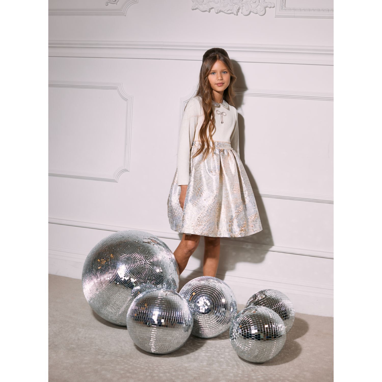 فستان بنات بفيونكة باللون العاجي والذهبي, 1, hi-res image number null