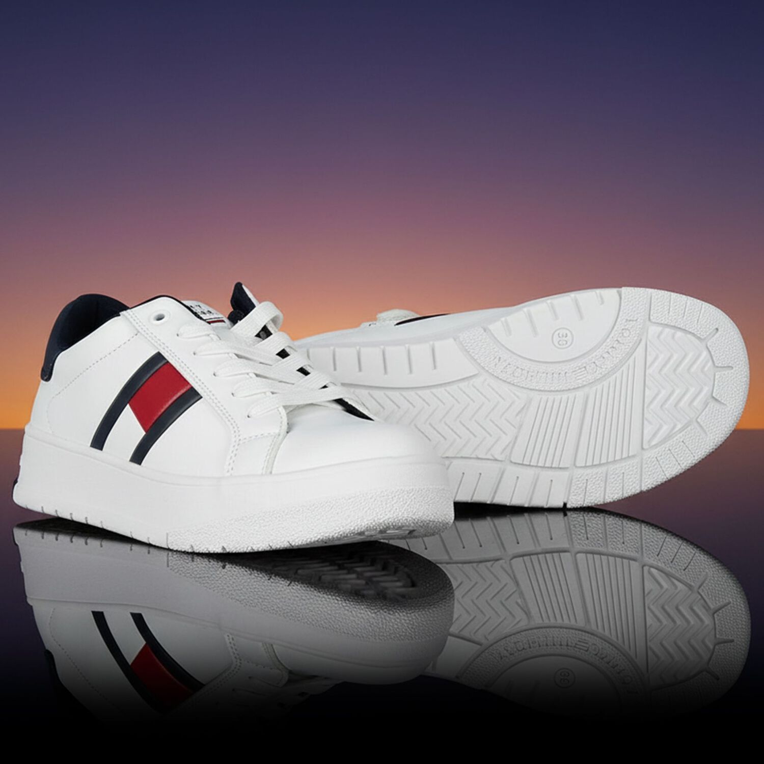 Boys White Logo Trainers, 1, hi-res