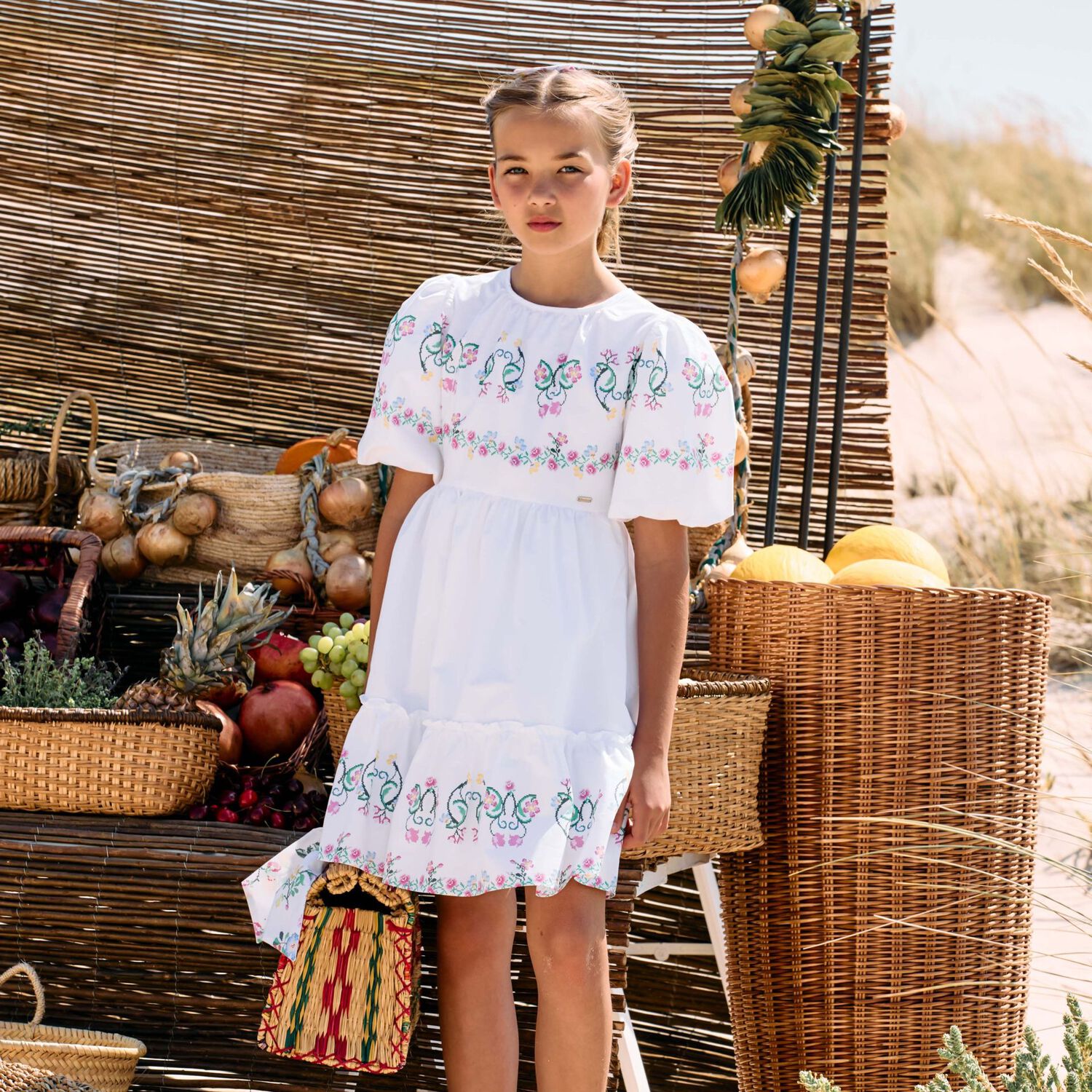 فستان بطبعة الزهور باللون الأبيض للبنات, 1, hi-res image number null