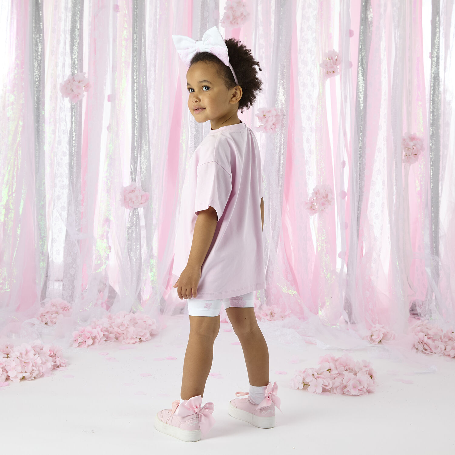 جوارب دانتيل للبنات باللون الابيض و الوردي, 1, hi-res image number null