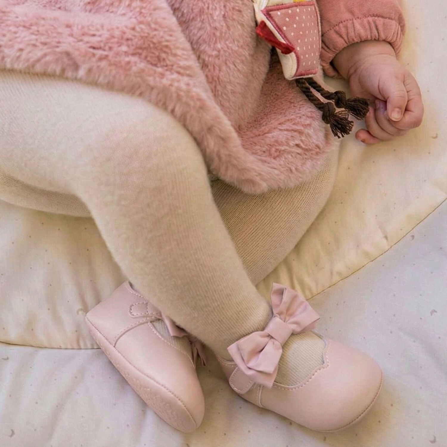 Baby Girls Pink Bow Pre Walker Shoes, 4, hi-res