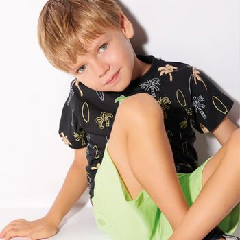 تيشيرت باللون الأسود والأخضرللأولاد  (قطعتين)