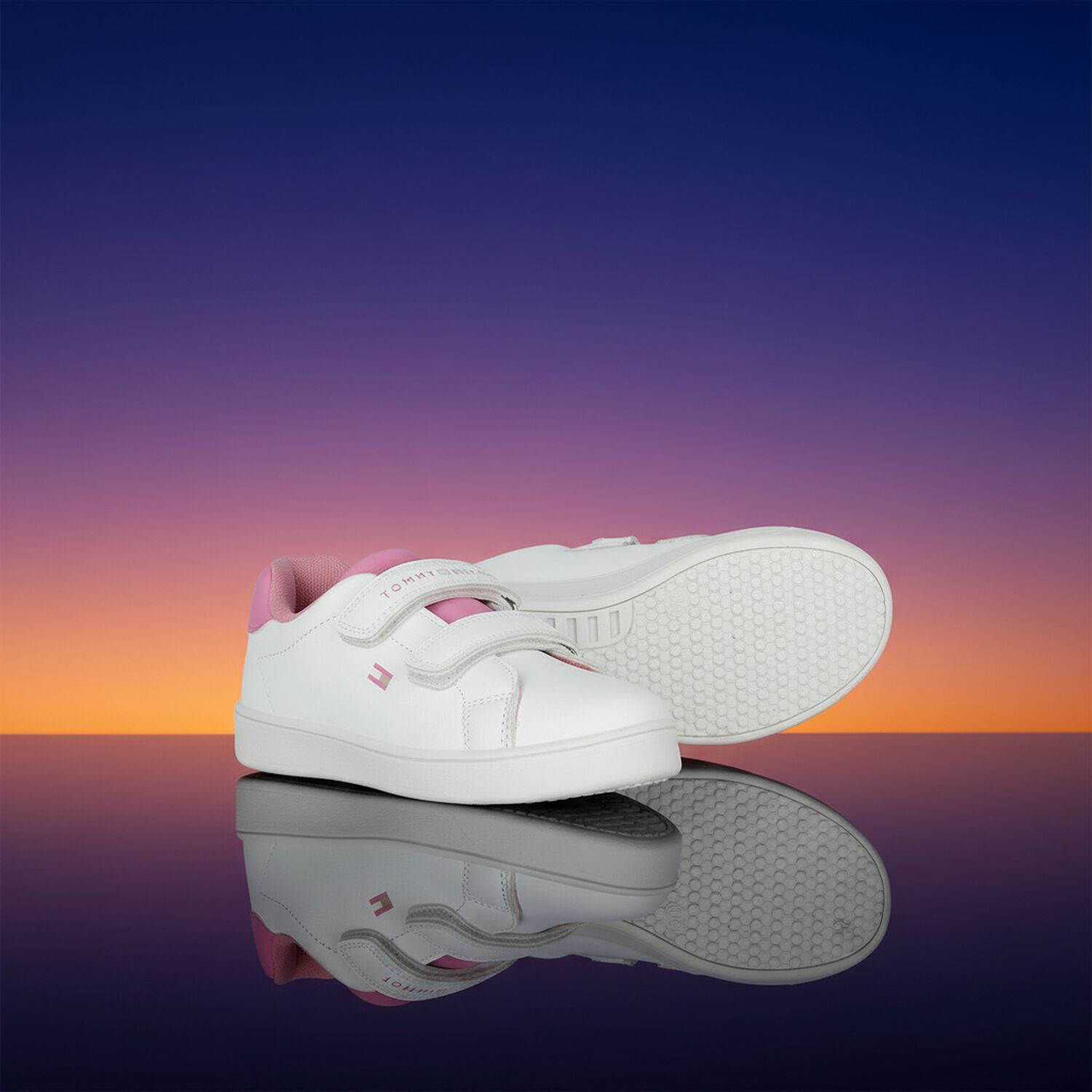 Girls White & Pink Logo Trainers, 1, hi-res