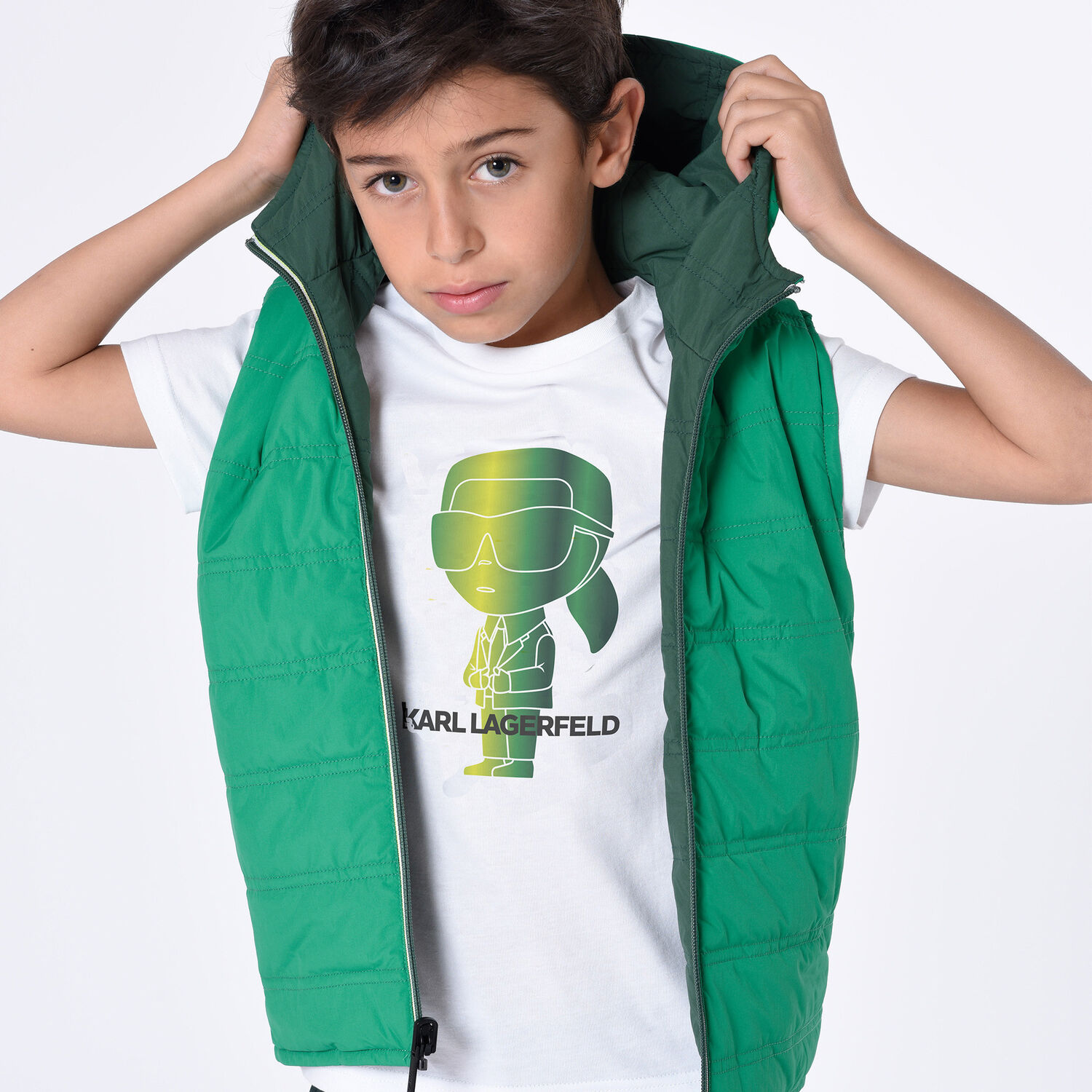 تيشيرت أولاد بالشعار باللون الابيض, 1, hi-res