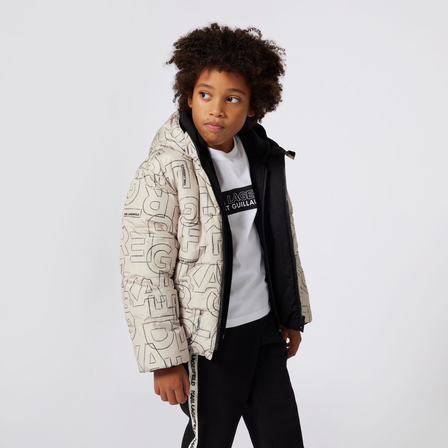 Boys Beige & Black Logo Reversible Puffer Jacket, 1, hi-res