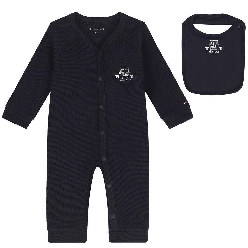 syv miljøforkæmper kupon Tommy Hilfiger Baby Boys Navy Blue Logo Babygrow Gift Set | Junior Couture  USA
