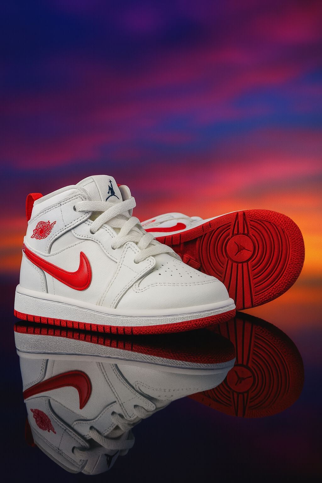 Nike Kids Younger White & Red Jordan 1 Mid Easyon Trainers