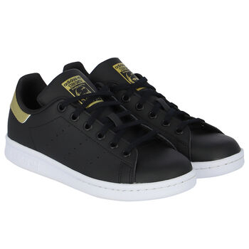 Black Stan Smith J Trainers