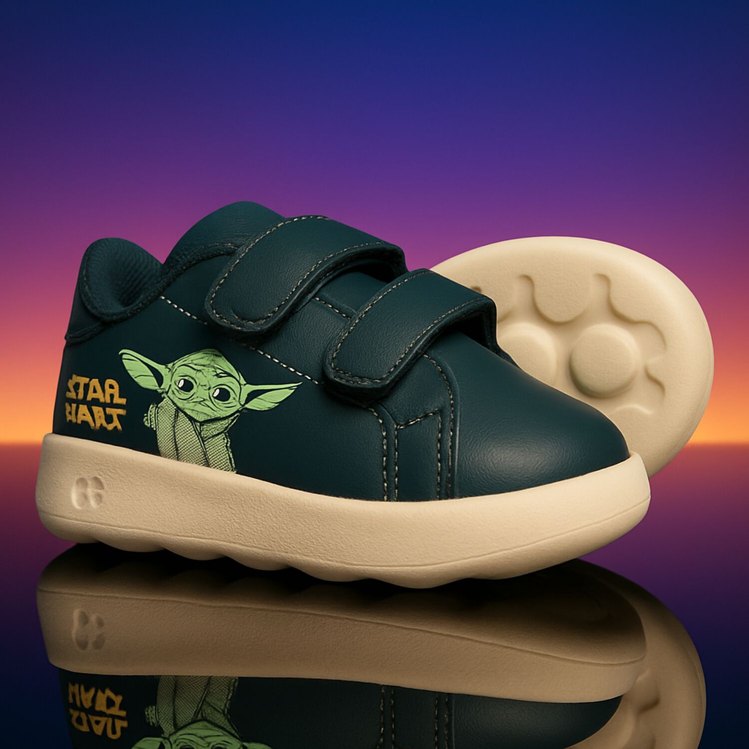 Boys Green Advantage Mandalorian Starwars Trainers, 1, hi-res