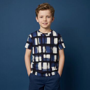 تيشيرت للأولاد بتصميم تجريدي باللون الأزرق والأبيض