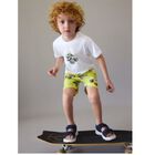 طقم شورت اولاد باللون الابيض والاخضر, 2, hi-res