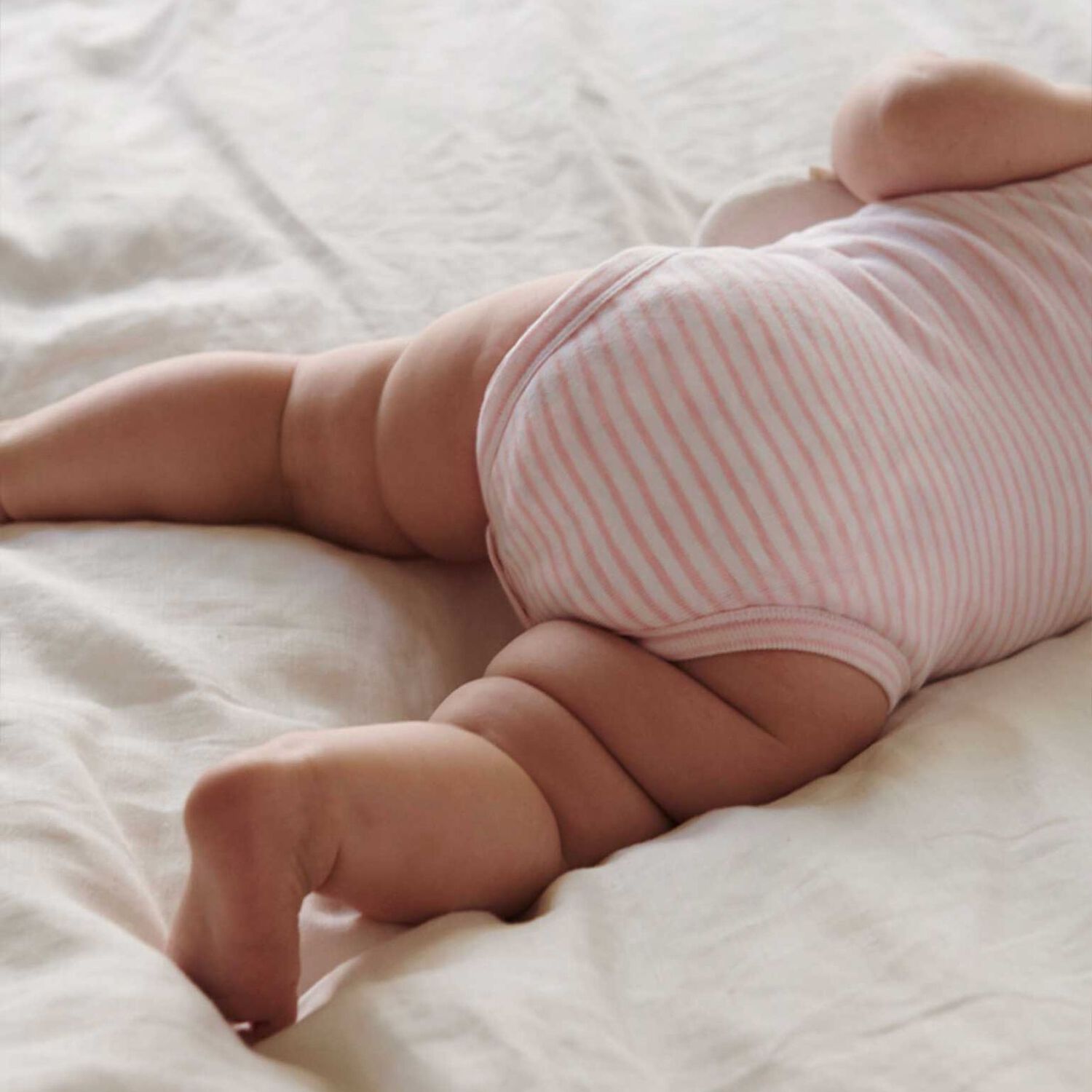 طقم ملابس داخلية للبنات باللونين الوردي والأبيض (عبوة من قطعتين), 2, hi-res