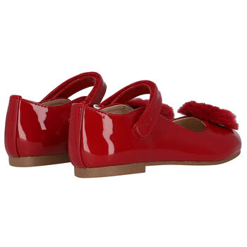 حذاء جلد بنات باللون الأحمر