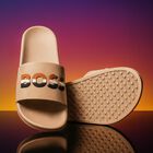 سلايدر اولاد بالشعار باللون البيج, 2, hi-res