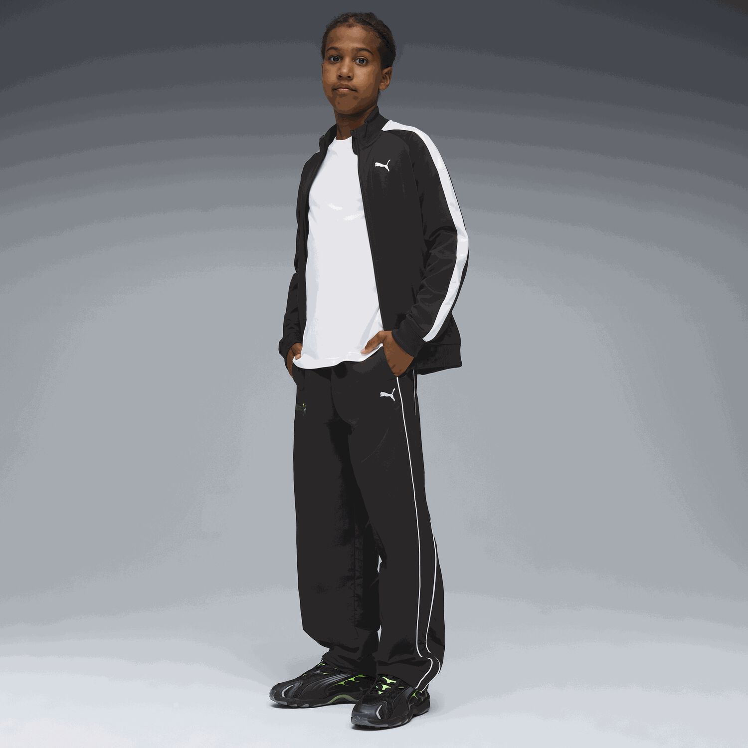 بنطال رياضي أسود بشعار للأولاد, 1, hi-res