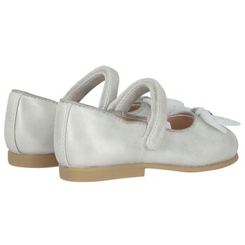 Younger Girls Silver Bow Shoes