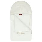 طقم أفرول بالشعار باللون العاجى والذهبى, 1, hi-res