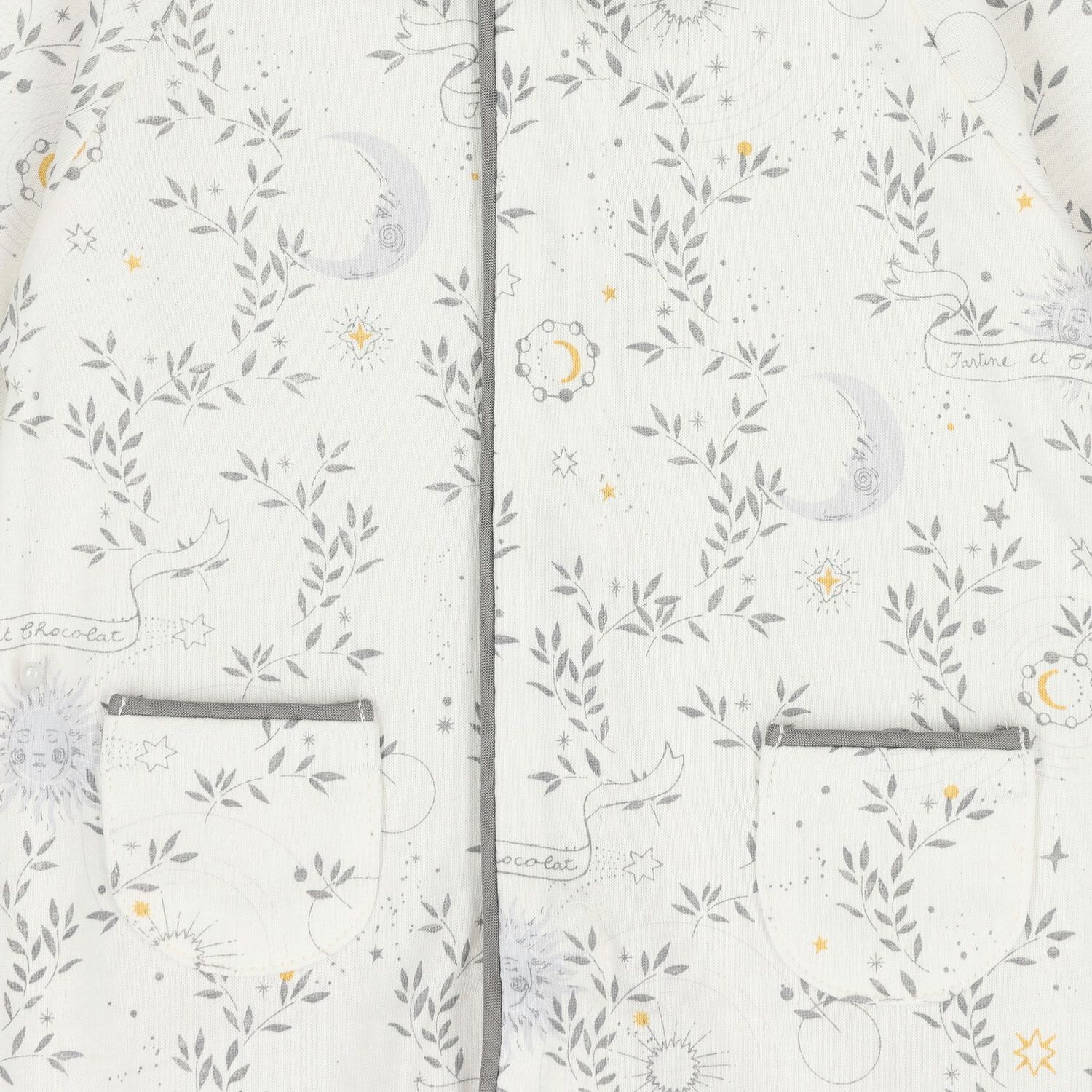 افرول أطفال مزين بالنجوم باللون العاجي والرمادي, 1, hi-res