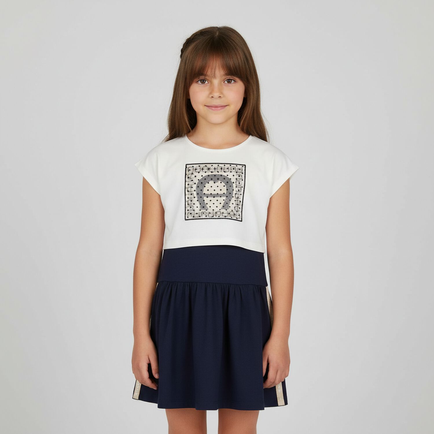 طقم فستان بالشعار باللون العاجى والكحلى, 1, hi-res image number null