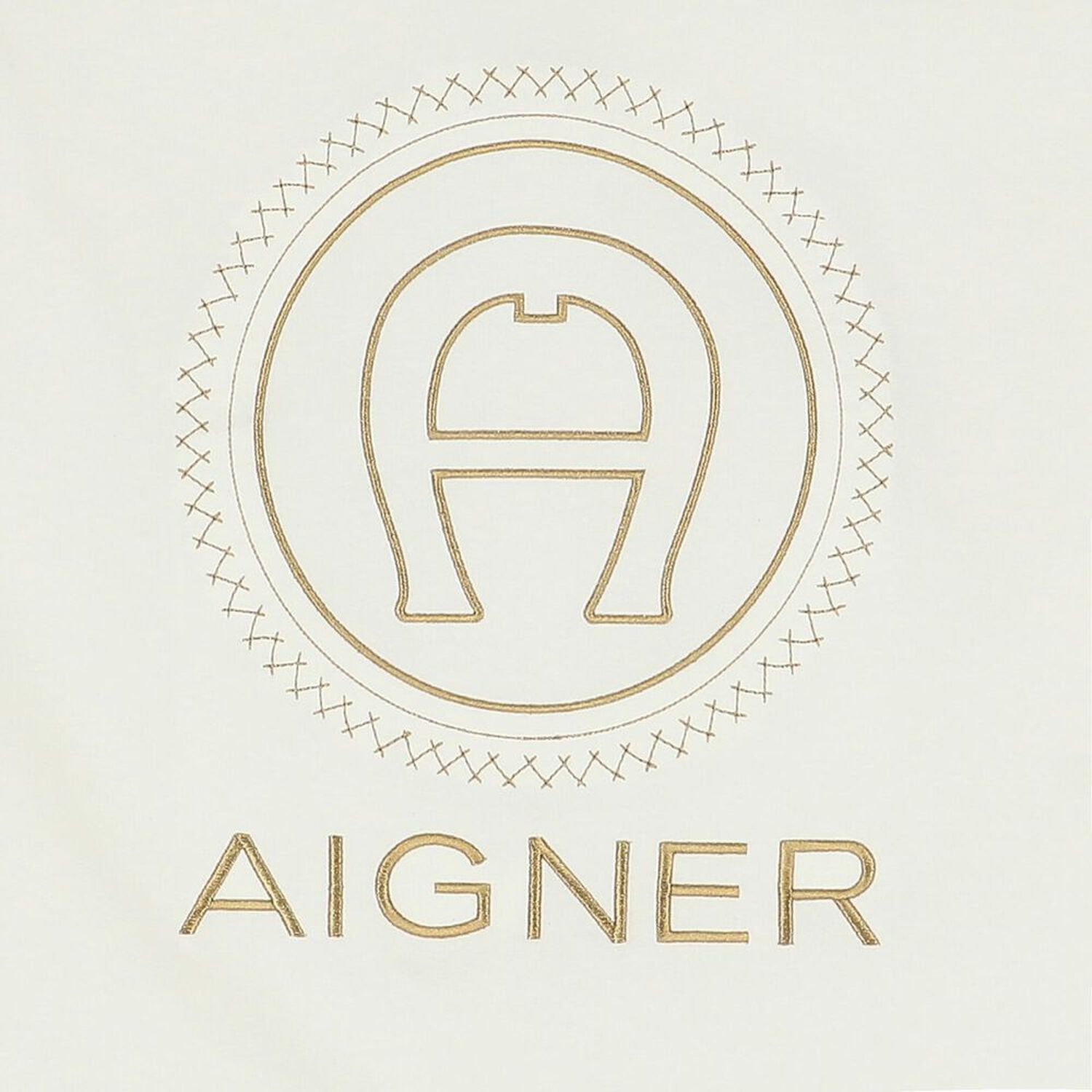 طقم أفرول بالشعار باللون العاجى والذهبى, 1, hi-res