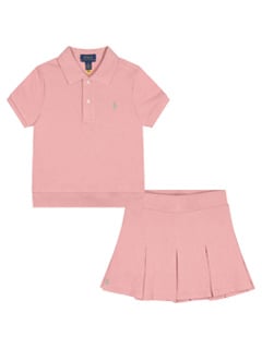 Outfits & Sets